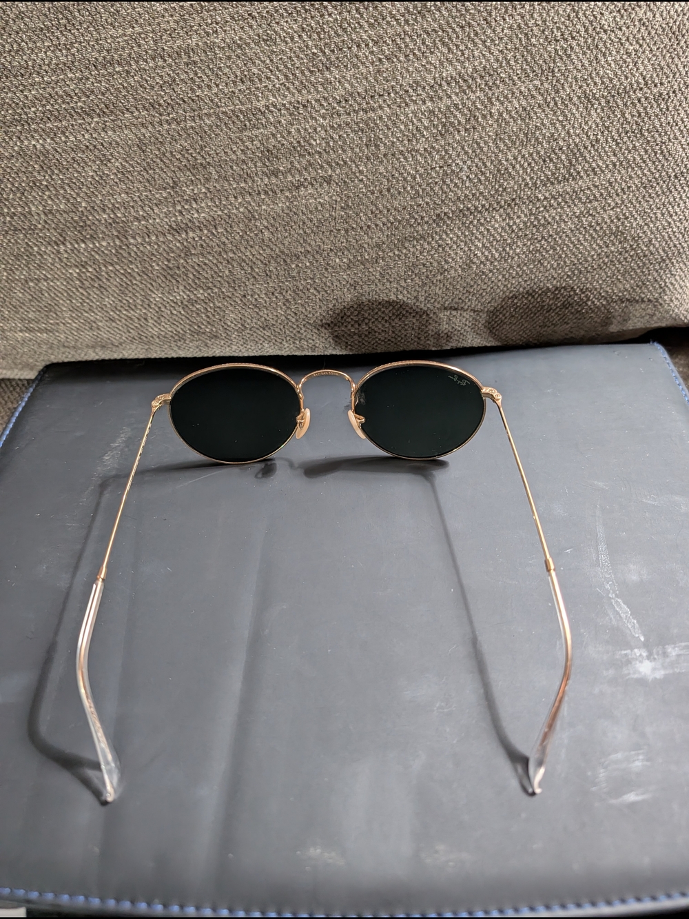Ray-Ban Round Metal Sunglasses in Gold - Picture 3 of 7
